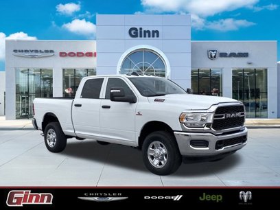 New 2024 RAM 2500 Tradesman w/ Chrome Appearance Group