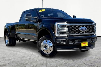 Used 2025 Ford F450 Platinum w/ FX4 Off-Road Package