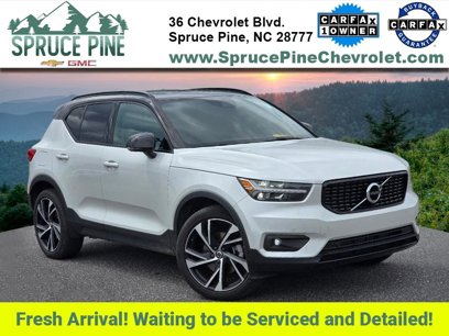 Used 2021 Volvo XC40 T5 R-Design w/ Protection Package Premier