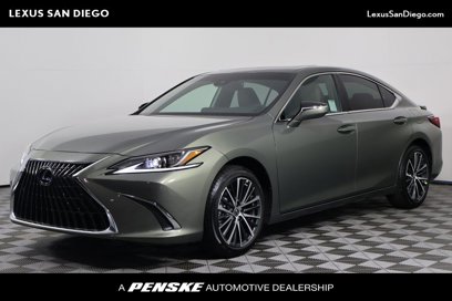New 2025 Lexus ES 300h w/ Premium Package
