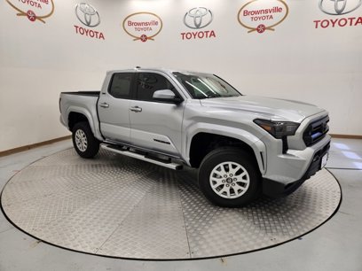 New 2025 Toyota Tacoma SR5