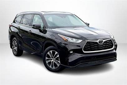 Used 2020 Toyota Highlander XLE