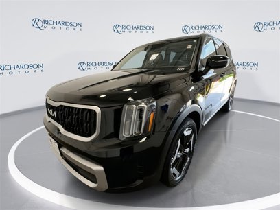 Used 2023 Kia Telluride EX w/ EX Captain's Chair Package