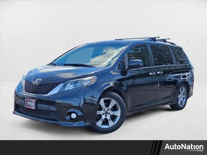 Used 2014 Toyota Sienna SE