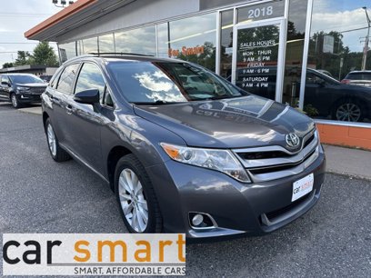 Used 2014 Toyota Venza LE w/ LE Convenience Package