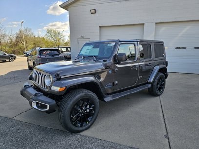 New 2025 Jeep Wrangler Unlimited Sahara w/ Safety Group