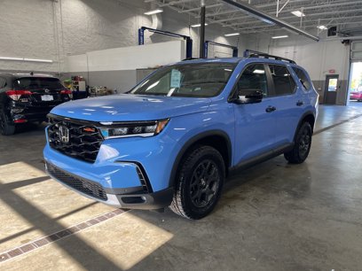 New 2025 Honda Pilot TrailSport