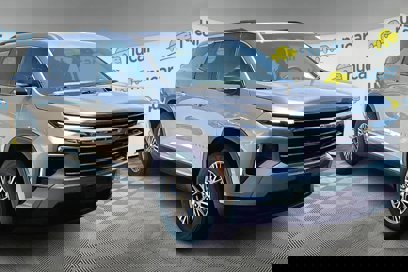 New 2025 Chevrolet Traverse LT
