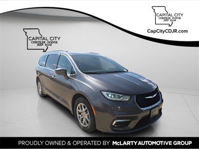 Used 2022 Chrysler Pacifica Touring-L