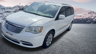 Used 2016 Chrysler Town & Country Touring
