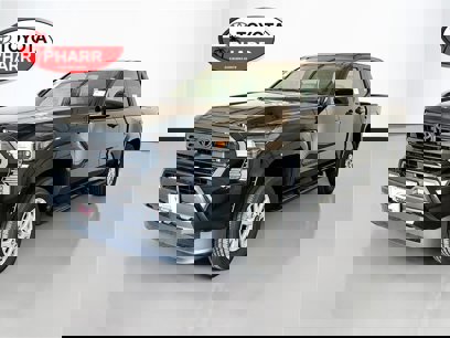 New 2025 Toyota Tacoma SR5