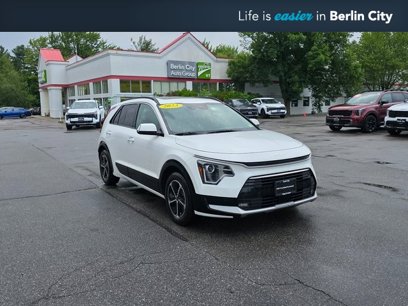 Used 2023 Kia Niro SX