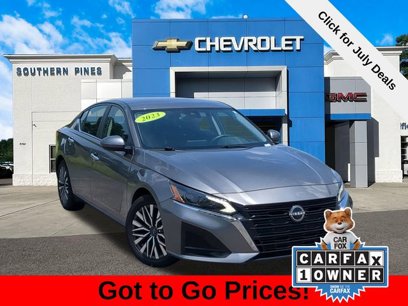 Used 2023 Nissan Altima 2.5 SV