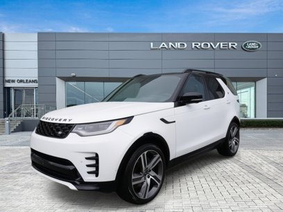 New 2024 Land Rover Discovery Dynamic SE
