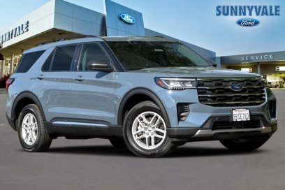 Used 2025 Ford Explorer Active