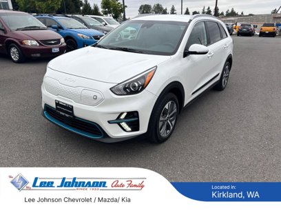 Certified 2022 Kia Niro EX w/ Cold Weather Package