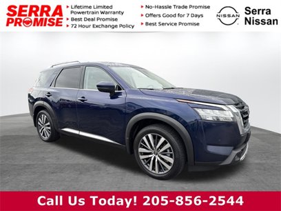Used 2022 Nissan Pathfinder Platinum w/ Lighting Package (N92)