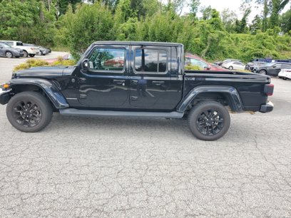 Used 2023 Jeep Gladiator Overland