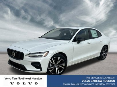 New 2025 Volvo S60 B5 Plus w/ Protection Package Premier