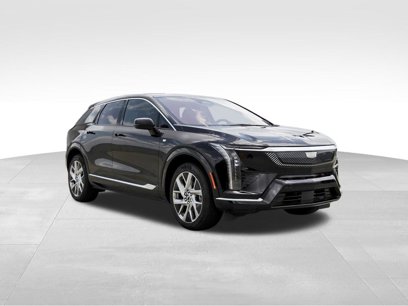 New 2025 Cadillac Optiq Luxury 1