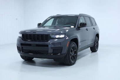 Used 2024 Jeep Grand Cherokee L Laredo