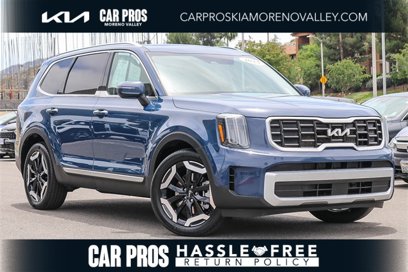 Used 2023 Kia Telluride S w/ S Sunroof Package