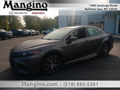 Used 2021 Toyota Camry SE w/ Cold Weather Package
