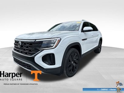 Used 2024 Volkswagen Atlas Cross Sport SE w/ Panoramic Sunroof Package