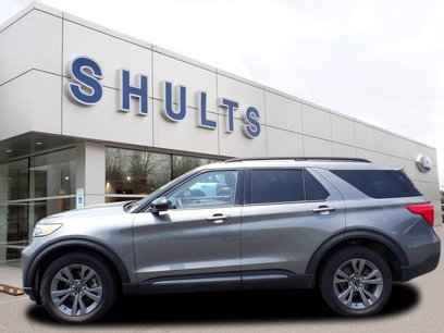 Certified 2023 Ford Explorer XLT w/ Equipment Group 202A