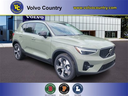 New 2025 Volvo XC40 B5 Plus w/ Protection Package Premier