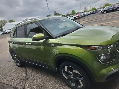 Used 2023 Hyundai Venue SEL