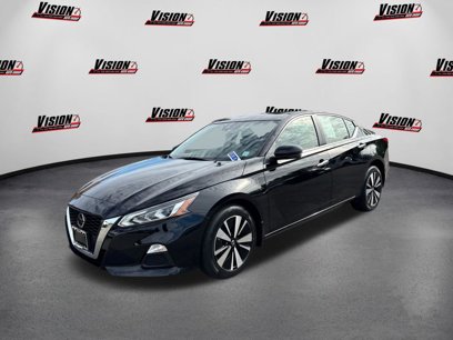 Used 2022 Nissan Altima 2.5 SV w/ SV Premium Package