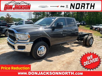 New 2024 RAM 3500 Tradesman w/ Chrome Appearance Group