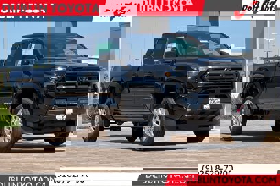 New 2025 Toyota Tacoma SR5