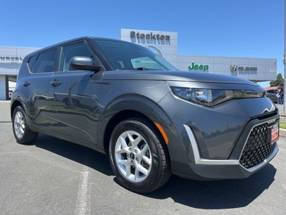 Used 2024 Kia Soul LX w/ Option Group 015