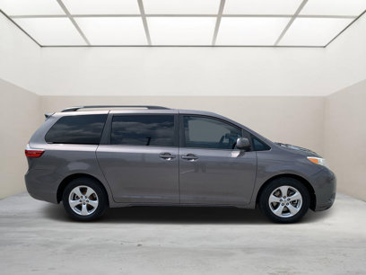 Used 2016 Toyota Sienna LE