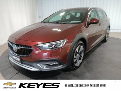 Used 2018 Buick Regal Essence w/ Driver Confidence Package #1
