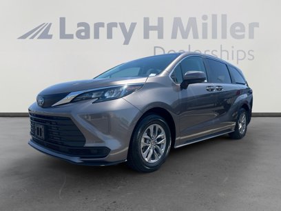 Certified 2024 Toyota Sienna LE