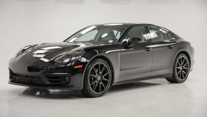 Certified 2022 Porsche Panamera Platinum Edition w/ Assistance Package