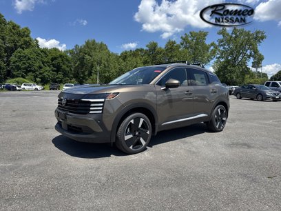 New 2025 Nissan Kicks SR