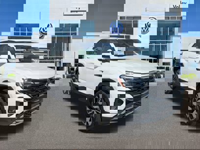 New 2025 Volkswagen Atlas Cross Sport SE