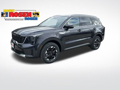 New 2025 Kia Sorento S