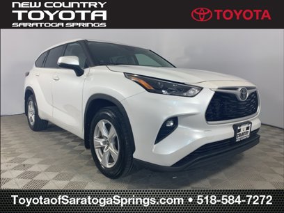 Used 2022 Toyota Highlander LE
