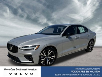 New 2025 Volvo S60 B5 Plus w/ Protection Package Premier
