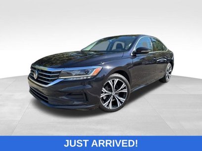 Used 2022 Volkswagen Passat 2.0T SE