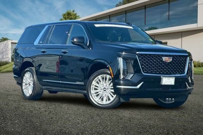 Certified 2025 Cadillac Escalade ESV Premium Luxury