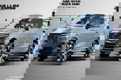 Certified 2022 Volvo XC60 T8 Inscription w/ Advanced Package