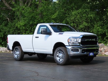 New 2024 RAM 2500 Tradesman w/ Chrome Appearance Group