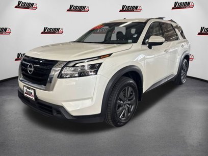 Certified 2022 Nissan Pathfinder SV w/ SV Premium Package