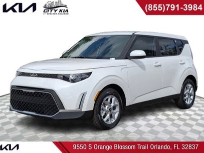 New 2025 Kia Soul LX